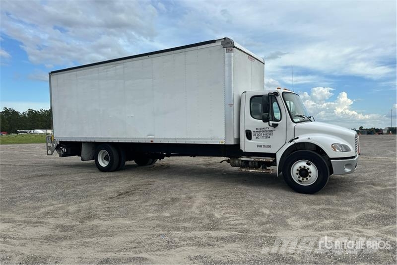 Freightliner M2 106 4x2 Van Truck شاحنات ذات هيكل صندوقي
