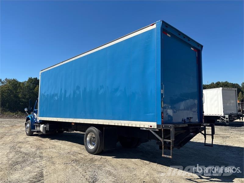 Freightliner M2 106 4x2 Van Truck Tovornjaki zabojniki