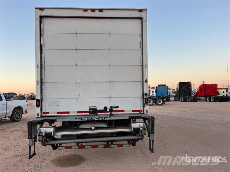 Freightliner M2 106 4x2 Van Truck (Inoperable) Box trucks