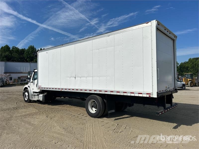 Freightliner M2 106 4x2 Van Truck Camiones con caja de remolque