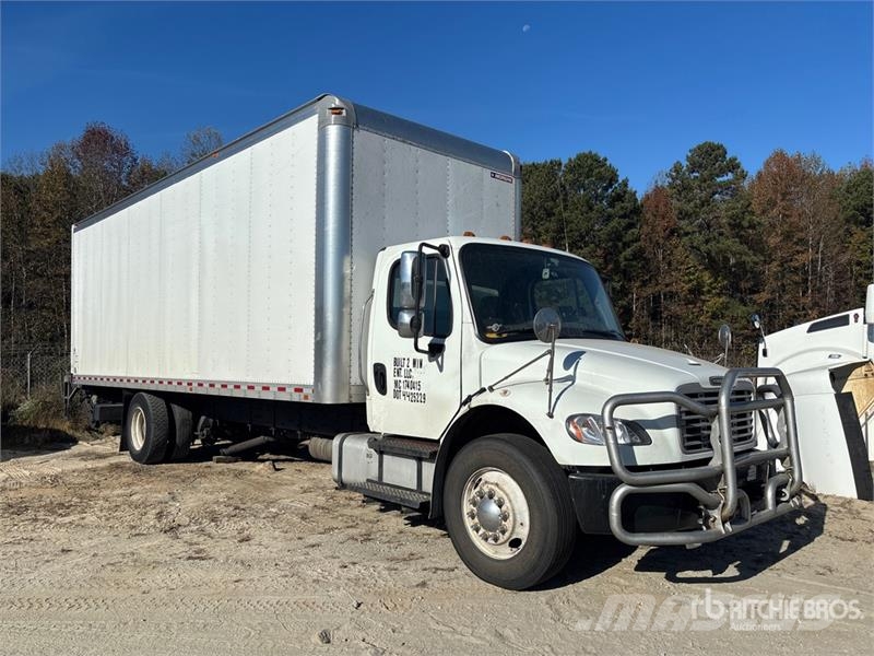 Freightliner M2 106 4x2 Van Truck Camiones con caja de remolque