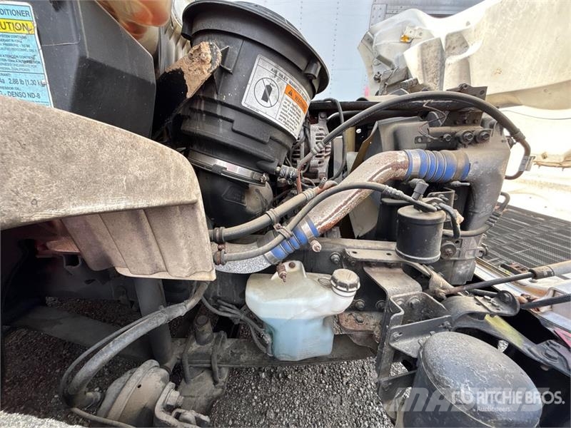 Freightliner M2 106 4x2 Van Truck (Inoperable) 貨箱式卡車