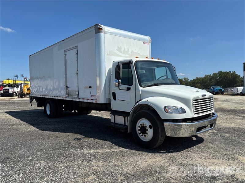Freightliner M2 106 4x2 Van Truck Camiones con caja de remolque