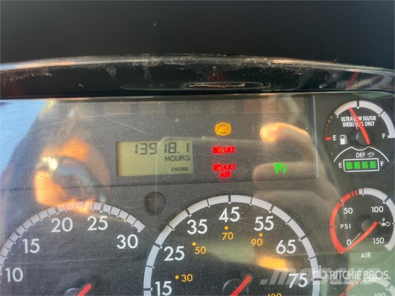 Freightliner M2 106 4x2 S/A Dump Truck Camiones bañeras basculantes o volquetes