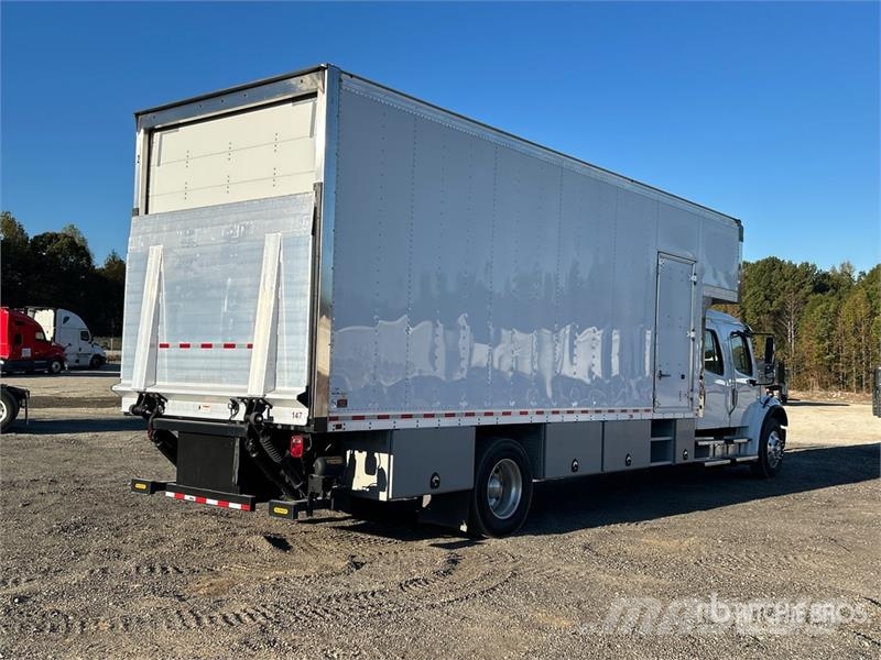 Freightliner M2 106 4x2 Moving Van Truck Furgons