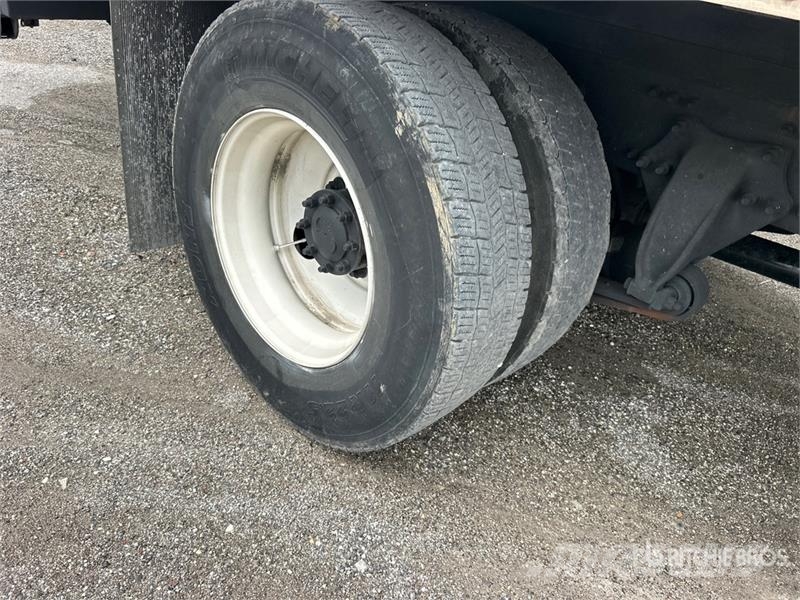 Freightliner M2 106 4x2 Van Truck Kastenaufbau