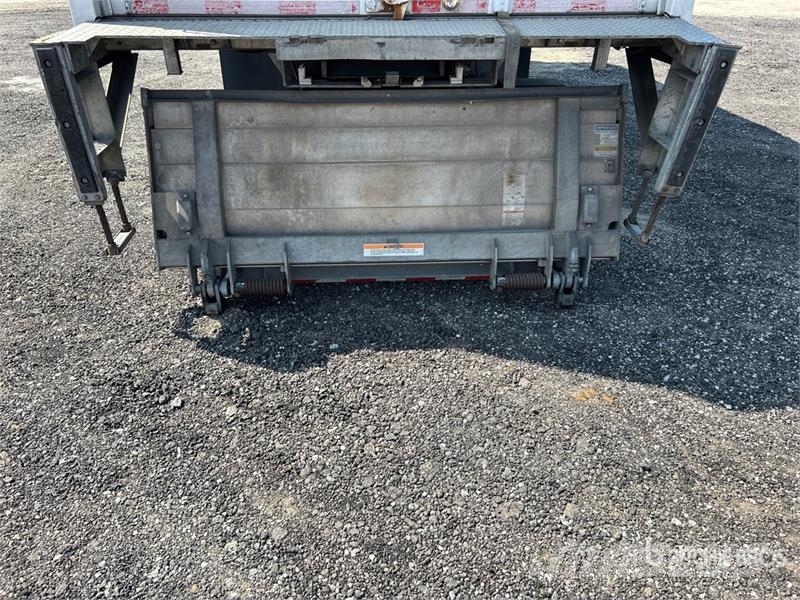 Freightliner M2 106 4x2 Van Truck Box trucks