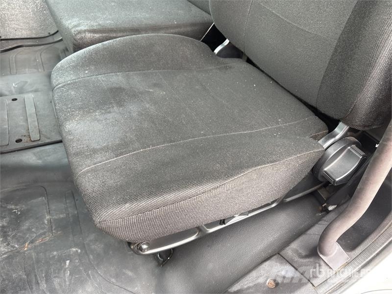 Freightliner M2 106 4x2 Van Truck (Inoperable) Skåpbilar