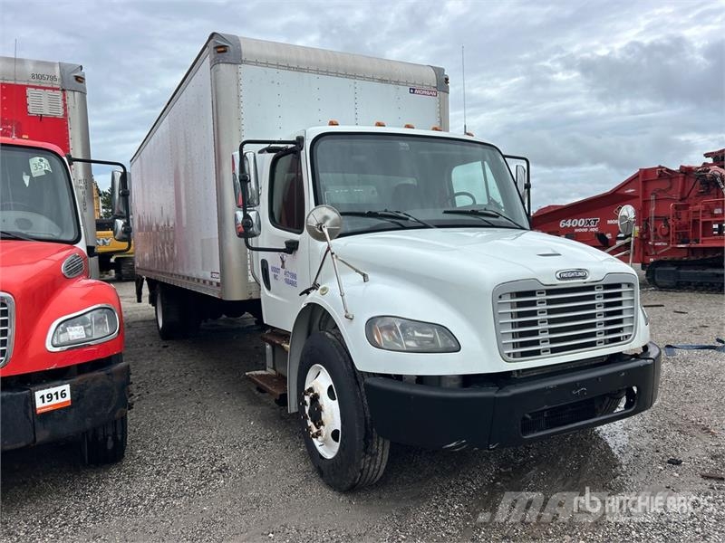 Freightliner M2 106 4x2 Van Truck شاحنات ذات هيكل صندوقي