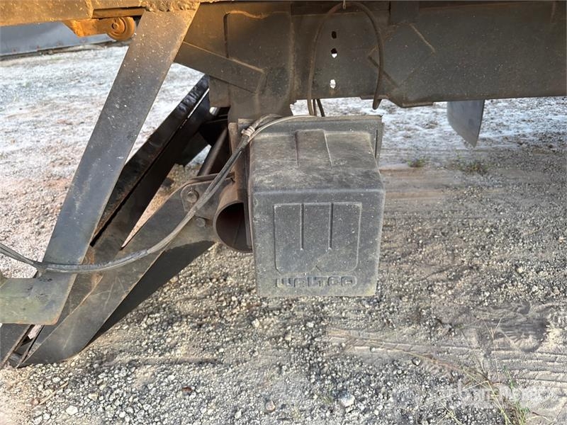 Freightliner M2 106 4x2 Van Truck (Inoperable) Kofferaufbau