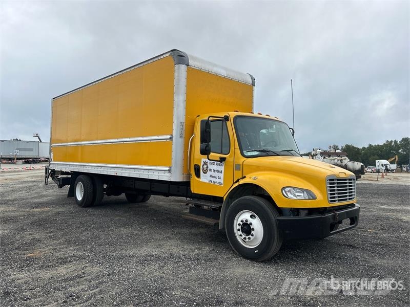 Freightliner M2 106 4x2 Van Truck شاحنات ذات هيكل صندوقي