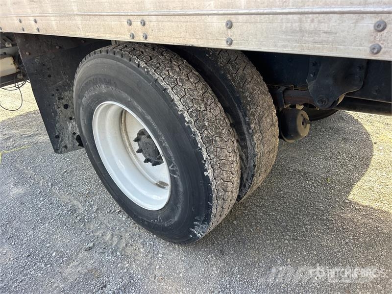 Freightliner M2 106 4x2 Van Truck (Inoperable) Fast kasse