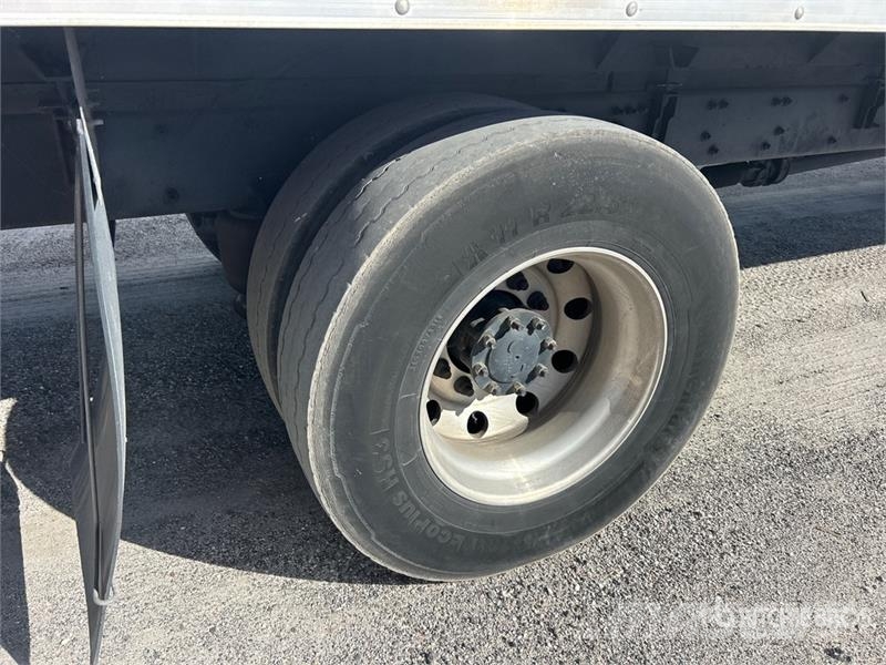 Freightliner M2 106 4x2 Van Truck Samochody ciężarowe ze skrzynią zamkniętą
