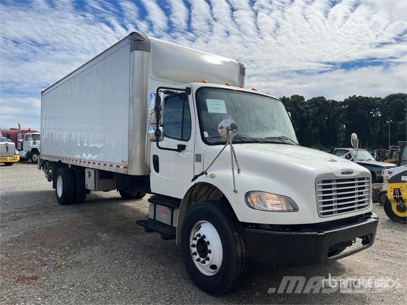 Freightliner M2 106 4x2 Van Truck شاحنات ذات هيكل صندوقي