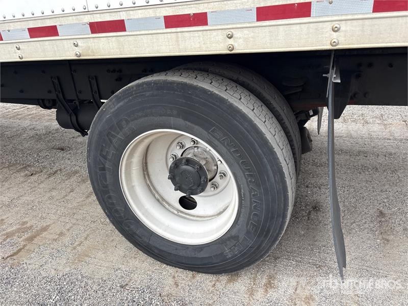 Freightliner M2 106 4x2 Van Truck (Inoperable) Furgons