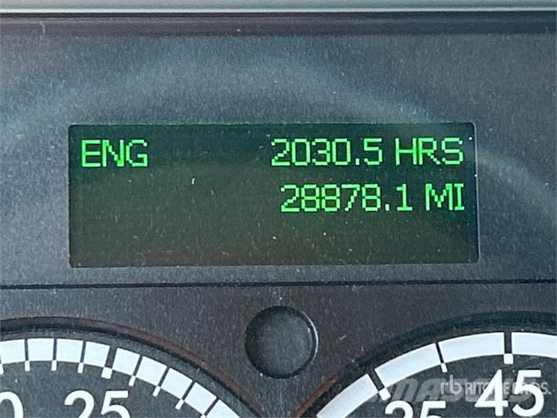 Freightliner M2 106 4x2 Moving Van Truck Furgons