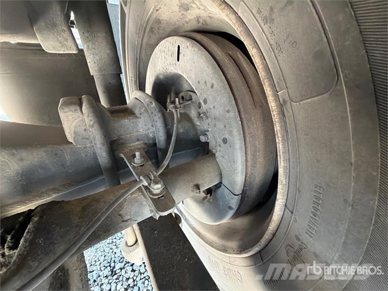 Freightliner M2 106 4x2 Van Truck Sanduk kamioni