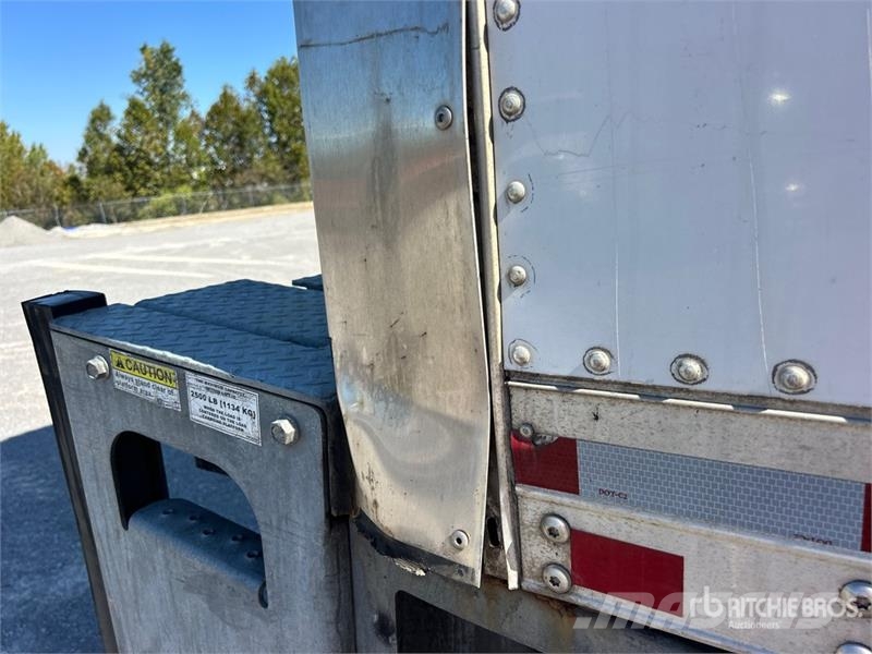 Freightliner M2 106 4x2 Moving Van Truck Fast kasse