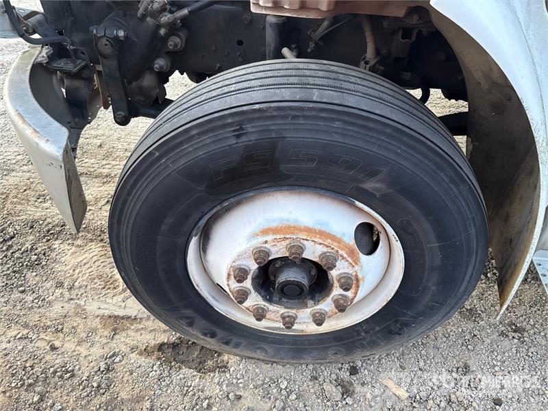 Freightliner M2 106 4x2 Van Truck (Inoperable) Kofferaufbau