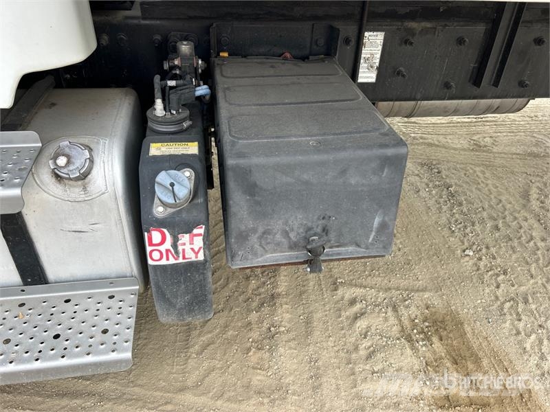 Freightliner M2 106 4x2 Van Truck Kastenaufbau