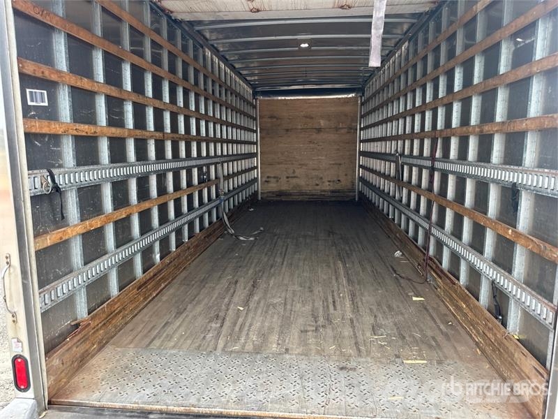 Freightliner M2 106 4x2 Van Truck شاحنات ذات هيكل صندوقي