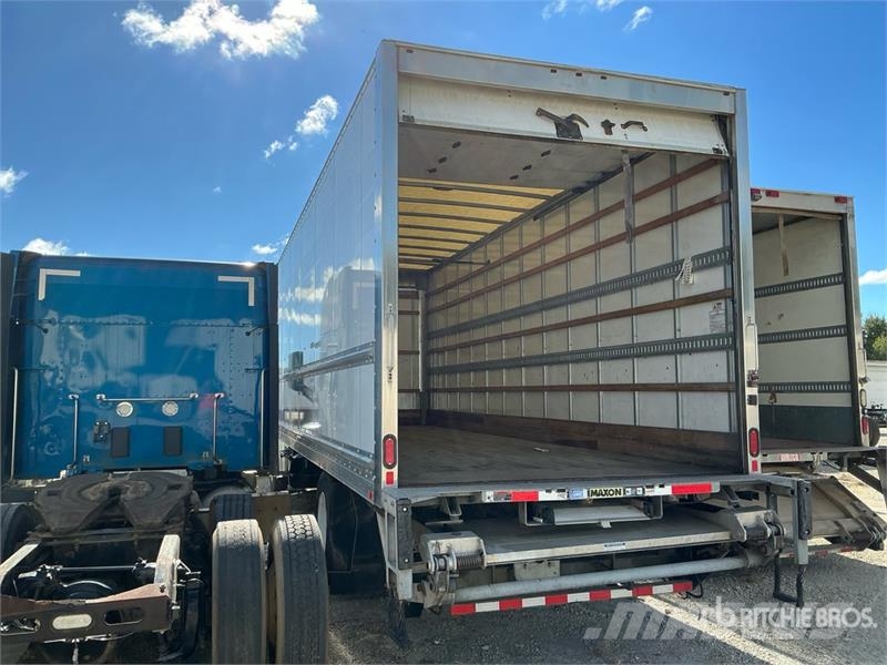 Freightliner M2 106 4x2 Van Truck (Inoperable) Samochody ciężarowe ze skrzynią zamkniętą