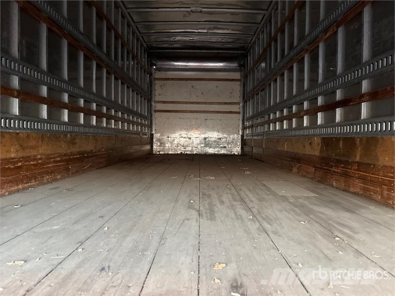 Freightliner M2 106 4x2 Van Truck Furgons