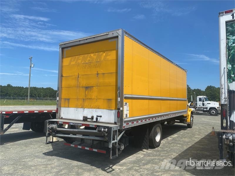 Freightliner M2 106 4x2 Van Truck Каросерии