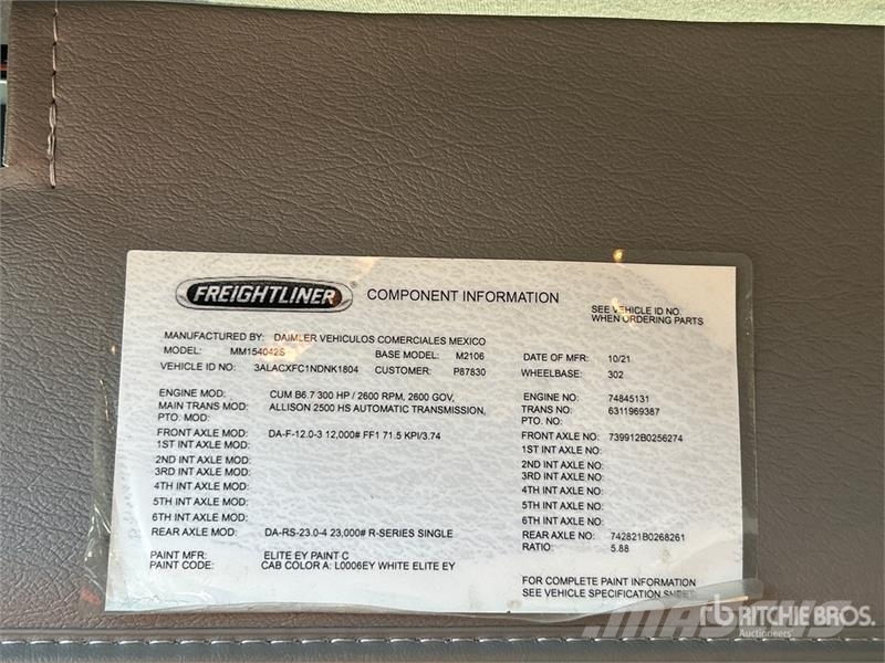 Freightliner M2 106 4x2 Moving Van Truck Furgons