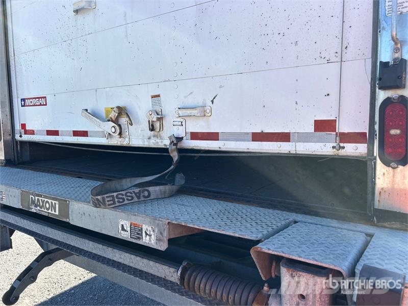 Freightliner M2 106 4x2 Moving Van Truck Fast kasse