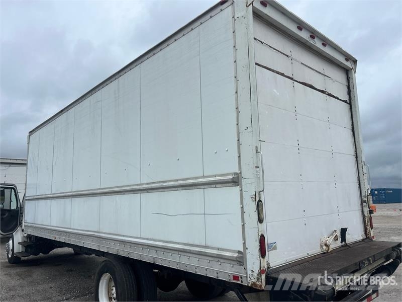 Freightliner M2 106 4x2 Van Truck Tovornjaki zabojniki