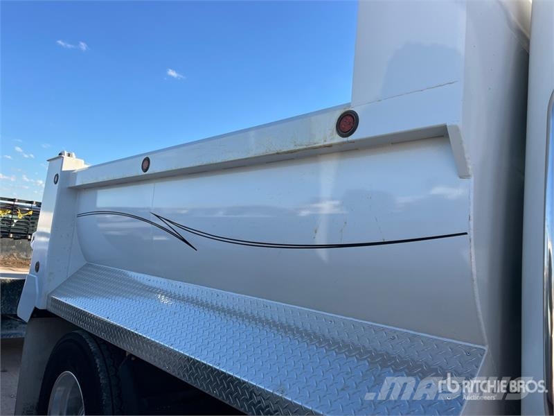 Freightliner M2 106 4x2 S/A Dump Truck Camiones bañeras basculantes o volquetes