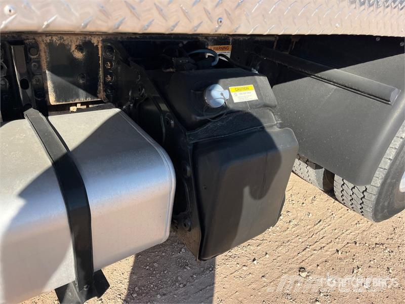Freightliner M2 106 4x2 S/A Dump Truck Camiones bañeras basculantes o volquetes