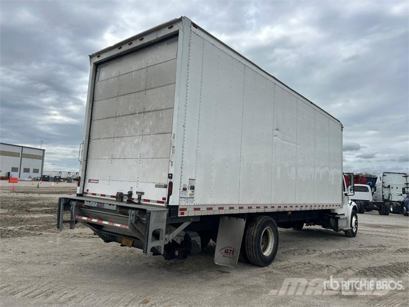 Freightliner M2 106 4x2 Van Truck Sanduk kamioni
