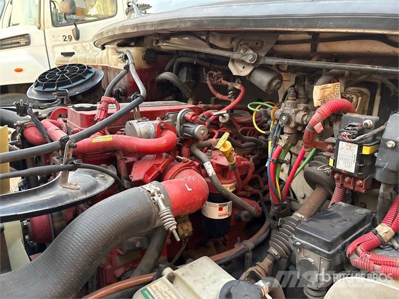 Freightliner M2 106 4x2 Van Truck Furgons
