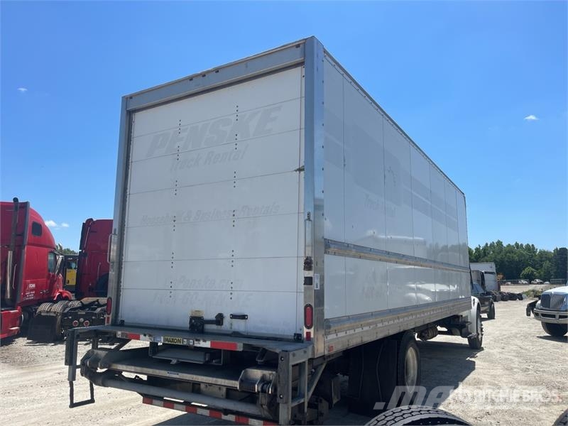 Freightliner M2 106 4x2 Van Truck (Inoperable) Camiones caja cerrada