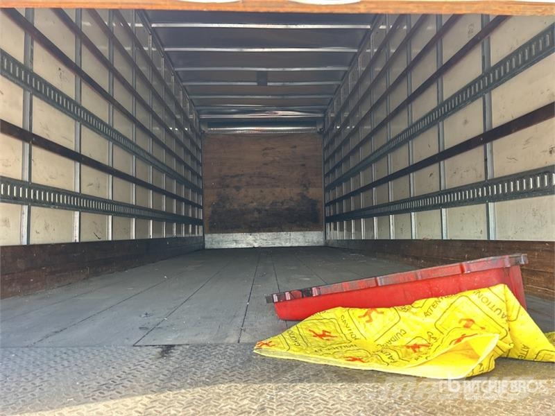 Freightliner M2 106 4x2 Van Truck (Inoperable) Fast kasse