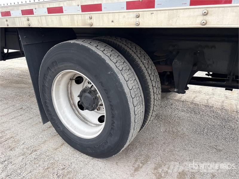 Freightliner M2 106 4x2 Van Truck (Inoperable) Furgons