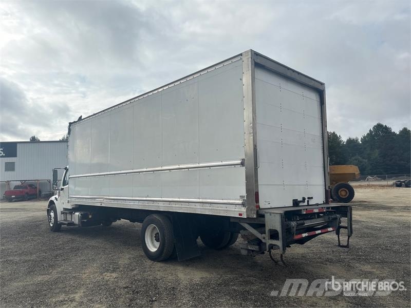 Freightliner M2 106 4x2 Van Truck شاحنات ذات هيكل صندوقي
