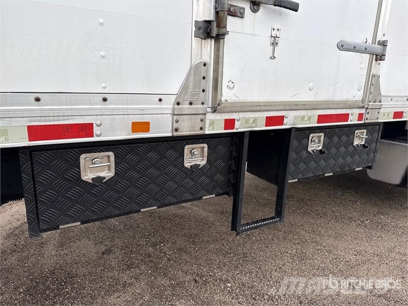 Freightliner M2 106 4x2 Moving Van Truck Φορτηγά Κόφα