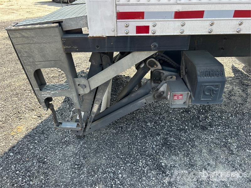 Freightliner M2 106 4x2 Van Truck Box trucks