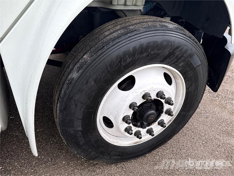Freightliner M2 106 4x2 Moving Van Truck Φορτηγά Κόφα