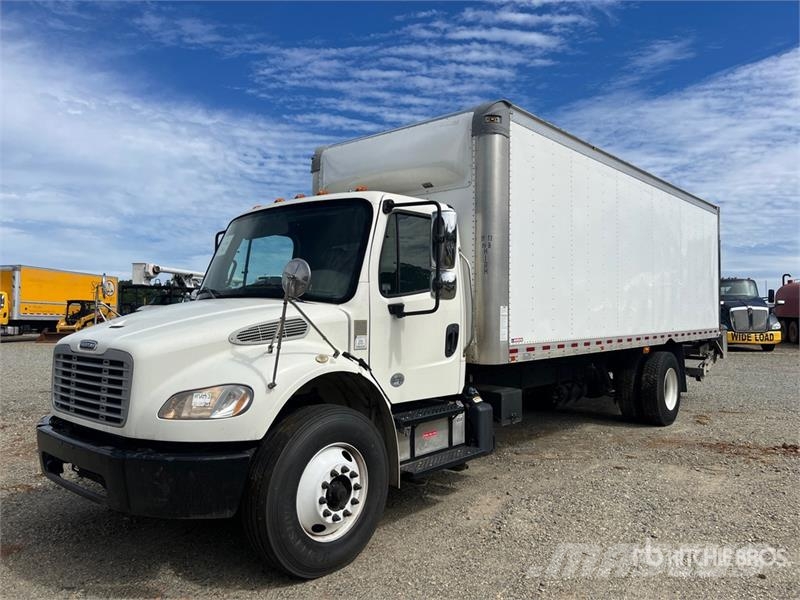 Freightliner M2 106 4x2 Van Truck شاحنات ذات هيكل صندوقي