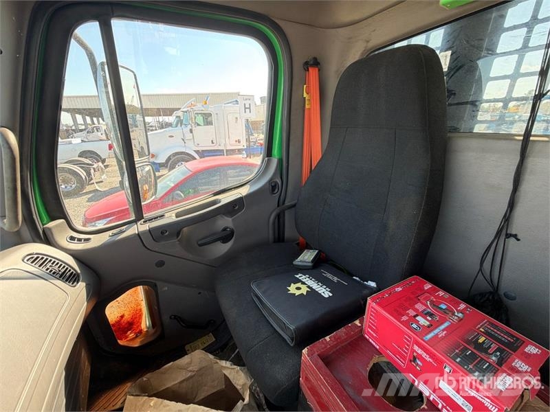Freightliner M2 106 6x4 Rollback Truck Recovery vehicles