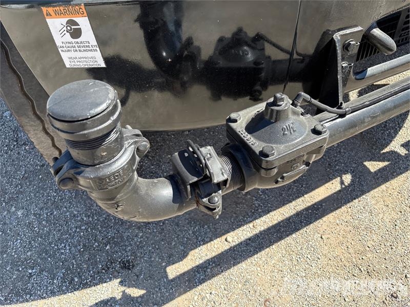 Freightliner M2 106 6x4 Water Truck Kamioni za vodu