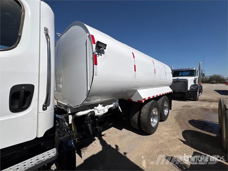 Freightliner M2 106 6x4 Water Truck Kamioni za vodu