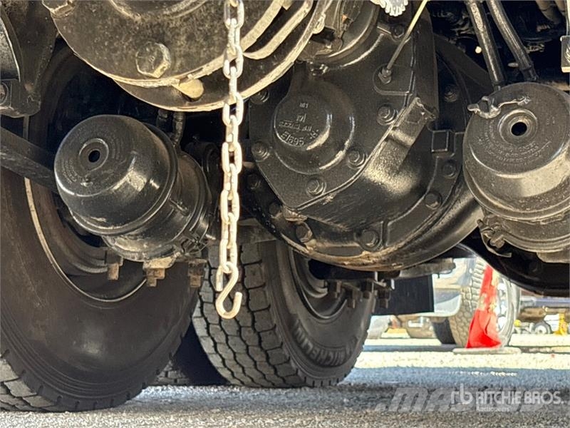 Freightliner M2 106 6x4 Water Truck Kamioni za vodu