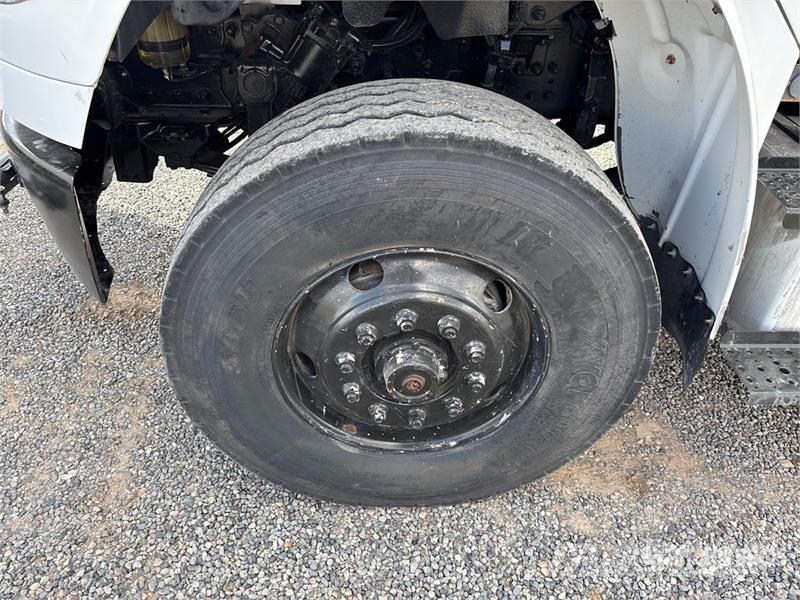 Freightliner M2 106 6x4 Water Truck Ūdens mašīnas