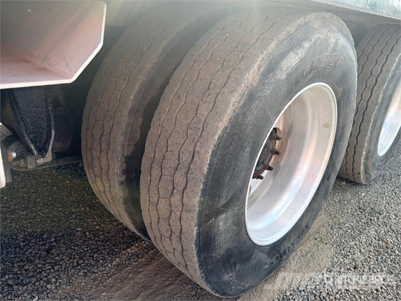 Freightliner M2 106 6x4 Rollback Truck Recovery vehicles