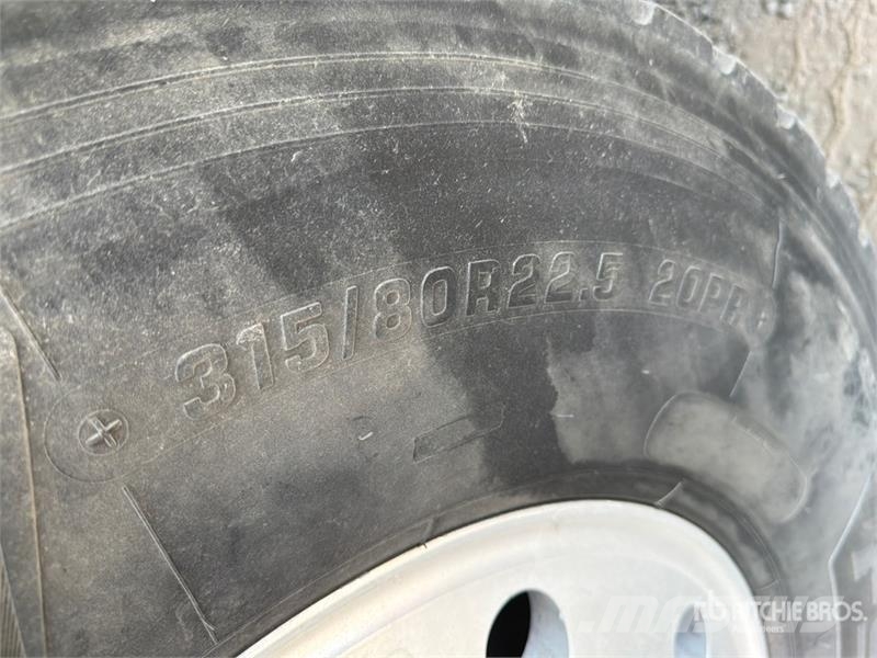 Freightliner M2 106 6x4 Rollback Truck Recovery vehicles